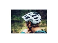ABUS Casque Moventor 2.0 Shiny White -Équipement Vélo abus casque moventor 20 shiny white 7