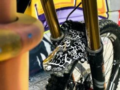 All-mountain-style AMS Garde Boue Avant Montana Mud Guard -Équipement Vélo ams garde boue avant montana mud guard 2