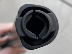 BMC Support Batterie Shimano Di2 Pour Tige Sans Mousse - 219532 -Équipement Vélo bmc support batterie shimano di2 pour tige sans mousse 219532 5