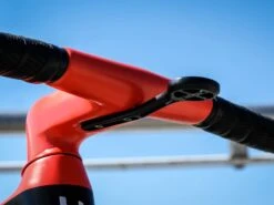 BMC Support GPS Cockpit ICS Carbon Garmin/Wahoo 30003196 - 30000720 9 BMC Support GPS Cockpit ICS Carbon Garmin/Wahoo 30003196 - 30000720 -Équipement Vélo bmc support gps cockpit ics carbon garminwahoo 30003196 30000720 3