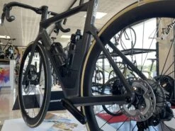 BMC Timemachine Road 01 Two Ultegra Di2 Disc 12v Vélo De Route Aéro 2022 -Équipement Vélo bmc timemachine road 01 two ultegra di2 disc 12v velo de route aero 2022 7