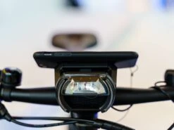 BOSCH Ebike COBI.bike Hub Avec éclairage Avant -Équipement Vélo bosch ebike cobibike hub avec eclairage avant 3