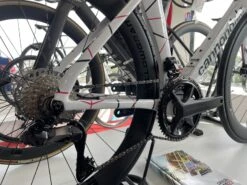 CANNONDALE SystemSix Hi-Mod Carbon Ultegra Di2 Replica Education First 2023 -Équipement Vélo cannondale systemsix hi mod carbon ultegra di2 replica education first 2023 3