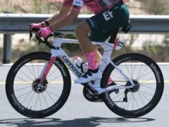 CANNONDALE SystemSix Hi-Mod Carbon Ultegra Di2 Replica Education First 2023 -Équipement Vélo cannondale systemsix hi mod carbon ultegra di2 replica education first 2023 7