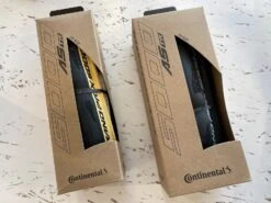 CONTINENTAL Pneu GP 5000 AS TR - Grand Prix 5000 All-Season Black Reflex -Équipement Vélo continental pneu gp 5000 as tr grand prix 5000 all season black reflex 2