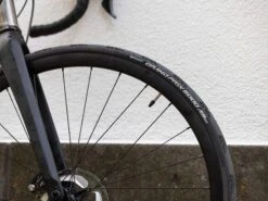 CONTINENTAL Pneu GP 5000 AS TR - Grand Prix 5000 All-Season Black Reflex -Équipement Vélo continental pneu gp 5000 as tr grand prix 5000 all season black reflex 4