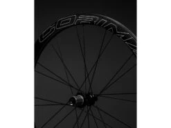 CORIMA Essentia 40 Roues Carbone 40mm Disques/tubeless Ready 2023 -Équipement Vélo corima essentia 40 roues carbone 40mm disquestubeless ready 2023 12