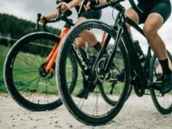 CORIMA Essentia 40 Roues Carbone 40mm Disques/tubeless Ready 2023 -Équipement Vélo corima essentia 40 roues carbone 40mm disquestubeless ready 2023 6