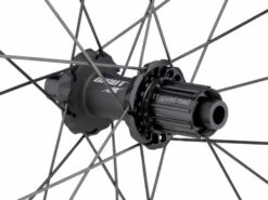 Dt-swiss DT Swiss Roues PR 1400 DICUT DB 21 à Disques-pneus -Équipement Vélo dt swiss paire de roues pr 1400 dicut db 21 a disques pneus 3