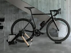 ELITE Home Trainer Tuo Connecté -Équipement Vélo elite home trainer tuo connecte 2