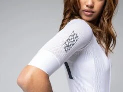 GOBIK Carrera 2.0 Unisex Hakuba Maillot Manches Courtes Warm 2023 -Équipement Vélo gobik carrera 20 unisex hakuba maillot manches courtes warm 2023 8