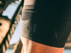 GOBIK Cuissard Court Absolute 5.0 K10 Noir Warm 2023 -Équipement Vélo gobik cuissard court absolute 50 k10 noir warm 2023 4