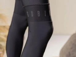 GOBIK Cuissard Long Absolute 4.0 K10 Noir Cold 2023 11 GOBIK Cuissard Long Absolute 4.0 K10 Noir Cold 2023 -Équipement Vélo gobik cuissard long absolute 40 k10 noir cold 2023 4