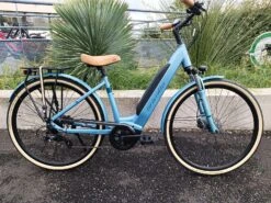 GRANVILLE E-Absolute 34 Bosch Active Line 400WH Bleu/vert 2023 -Équipement Vélo granville e absolute 34 bosch active line 400wh bleuvert 2023 5