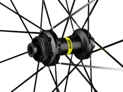 MAVIC Cosmic SL 45 Disc Roues Carbone Tubeless Ready 2023 -Équipement Vélo mavic cosmic sl 45 disc roues carbone tubeless ready 2023 4
