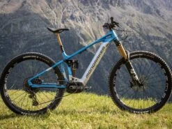 MONDRAKER Crafty RR 29 VTTAE Marlin Blue-Racing Silver 2022 -Équipement Vélo mondraker crafty rr 29 vttae marlin blue racing silver 2022 3