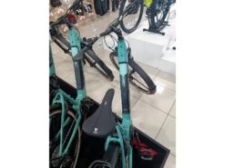 ROCK MACHINE Crossride INT E425 Touring 500WH Vélo De Ville électrique 2022 -Équipement Vélo rock machine crossride int e425 touring 500wh velo de ville electrique 2022 3