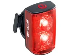 SIGMA Buster 80 RL éclairage Arrière USB / LED 7h D'autonomie -Équipement Vélo sigma buster 80 rl eclairage arriere usb led 7h d autonomie 2