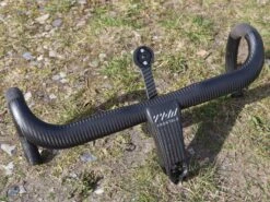 THM Carbones Cockpit Frontale En Carbone Ultralight -Équipement Vélo thm carbones cockpit frontale en carbone ultralight 5