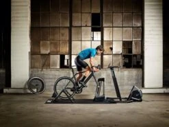 WAHOO FITNESS Home Trainer Kickr Snap Smart Compatible Kickr Climb -Équipement Vélo wahoo fitness home trainer kickr snap smart compatible kickr climb 2