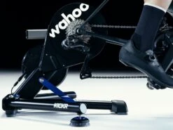 WAHOO FITNESS Home Trainer Kickr V6 Wifi -Équipement Vélo wahoo fitness home trainer kickr v6 wifi 3