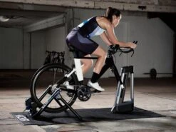 WAHOO FITNESS Simulateur De Pente Kickr Climb -Équipement Vélo wahoo fitness simulateur de pente kickr climb 4