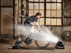 WAHOO FITNESS Ventilateur Intelligent Bluetooth Kickr Headwind 19 WAHOO FITNESS Ventilateur Intelligent Bluetooth Kickr Headwind -Équipement Vélo wahoo fitness ventilateur intelligent bluetooth kickr headwind 8